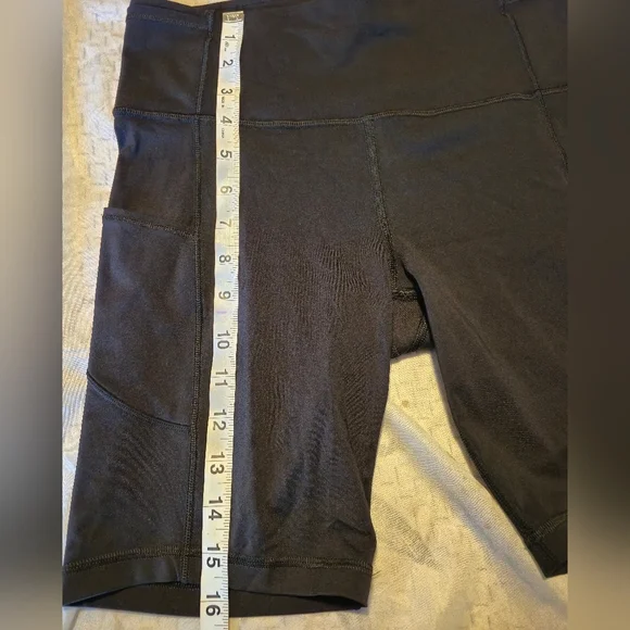 lululemon athletica Black Shorts - Picture 7 of 10